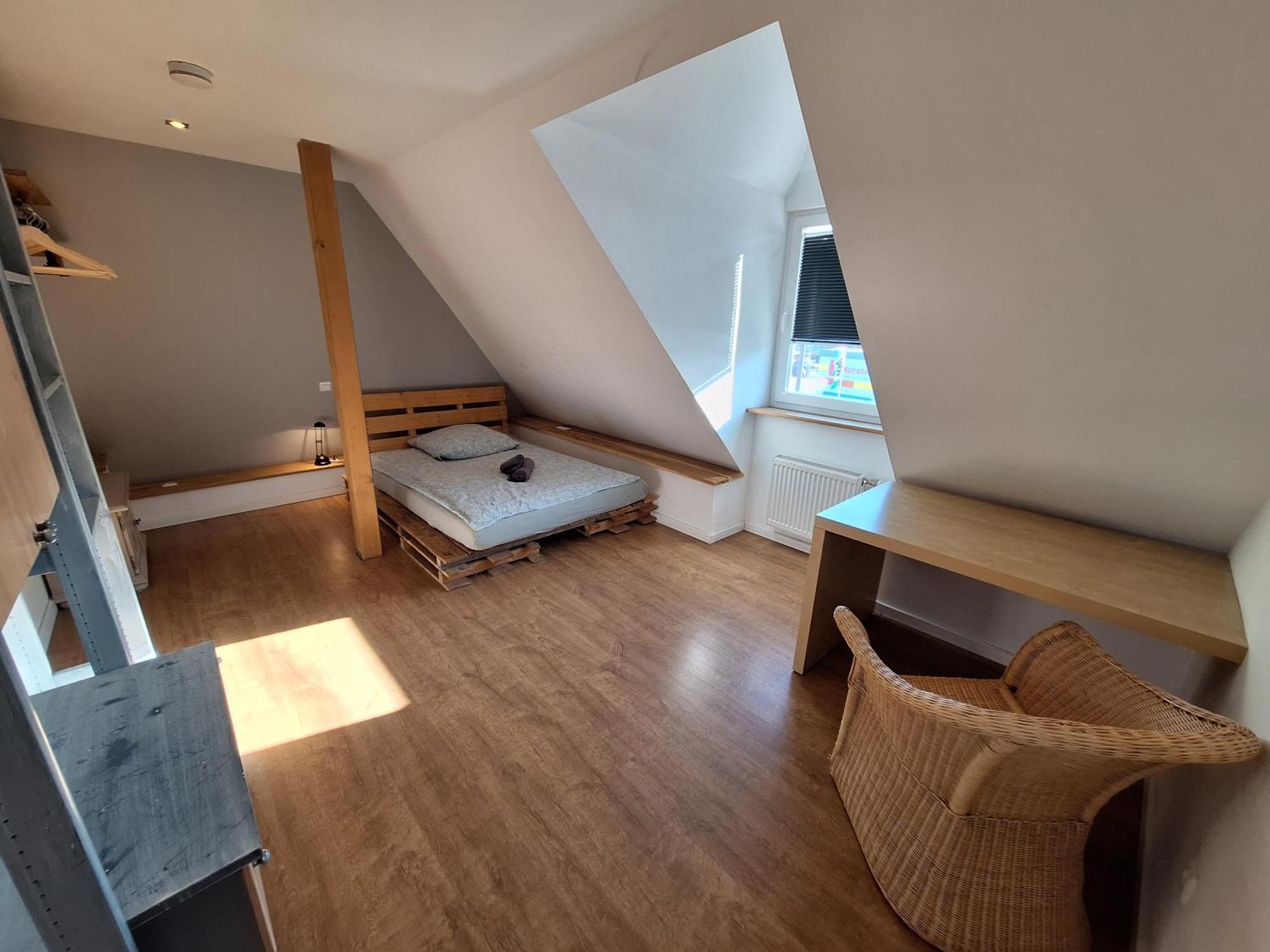 Bielefeld Zentral Komplette Fewo, 4 Schlafbereiche Bis Zu 8 Personen Экстерьер фото
