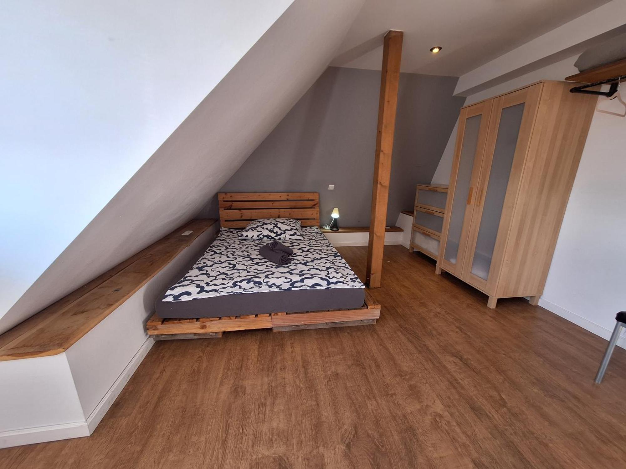 Bielefeld Zentral Komplette Fewo, 4 Schlafbereiche Bis Zu 8 Personen Экстерьер фото